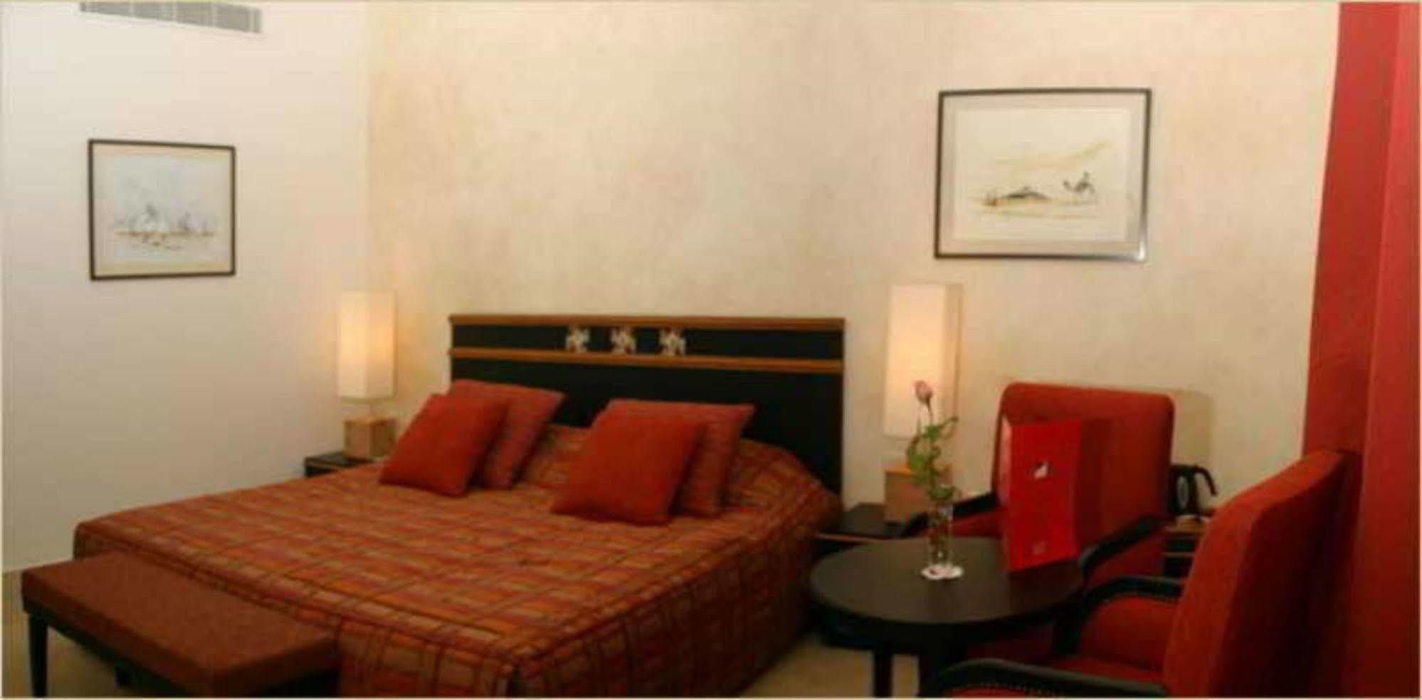Borj Dhiafa Hotel Sfax Ruang foto