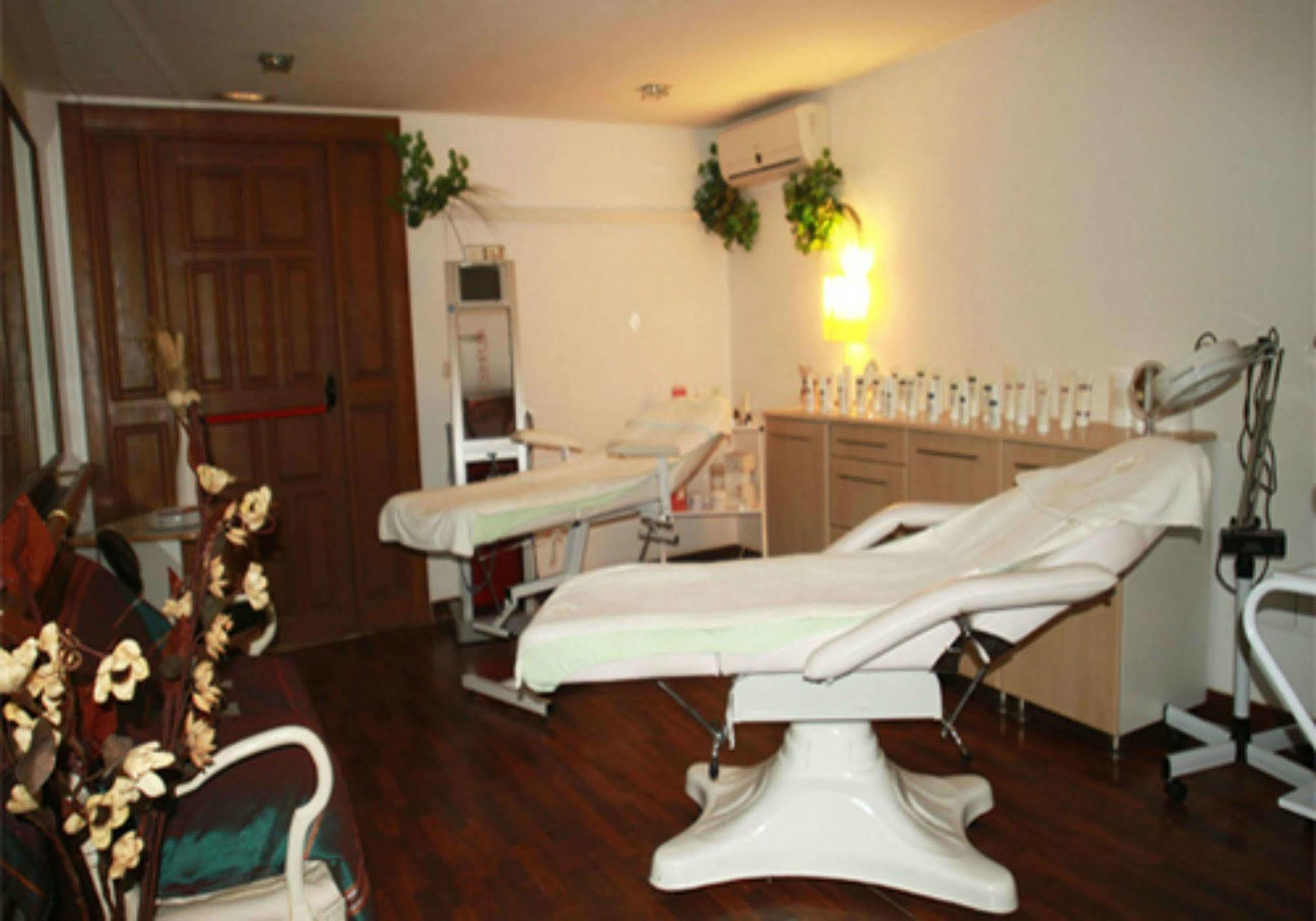 Borj Dhiafa Hotel Sfax Bagian luar foto